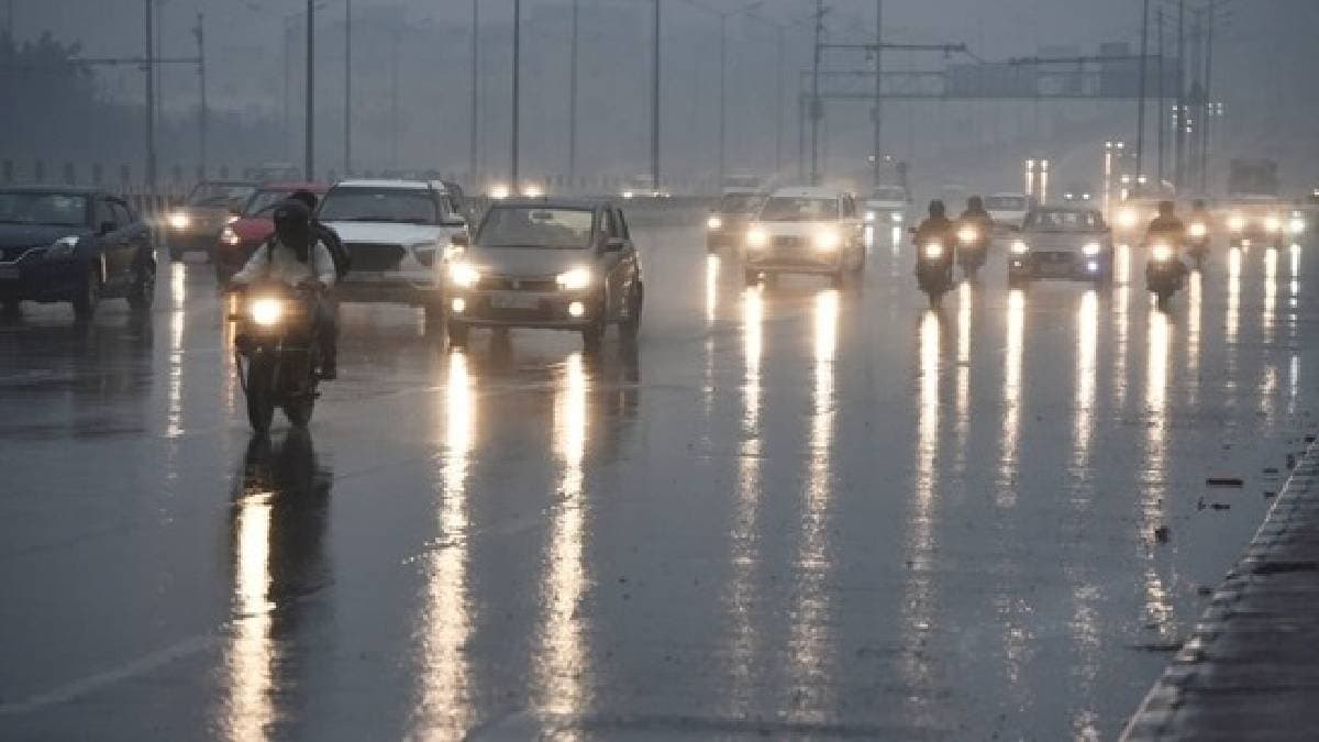IMD Weather Update Heavy Rain thunderstorm likely in Delhi-NCR today