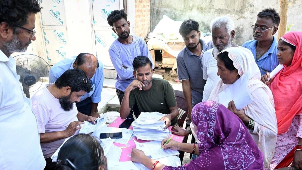 SIR in West Bengal: BLOs demand security after alleged threats and harassment during election duties in letter to West Bengal Chief Electoral Officer