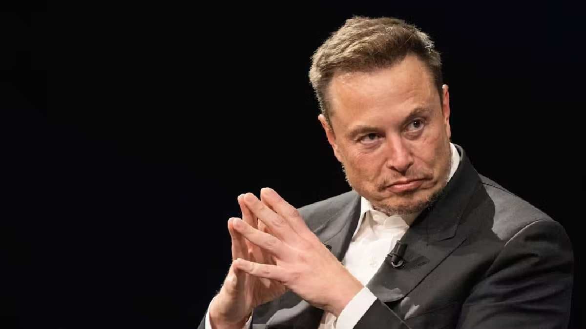 Elon Musk spreads sperms through women and babies
