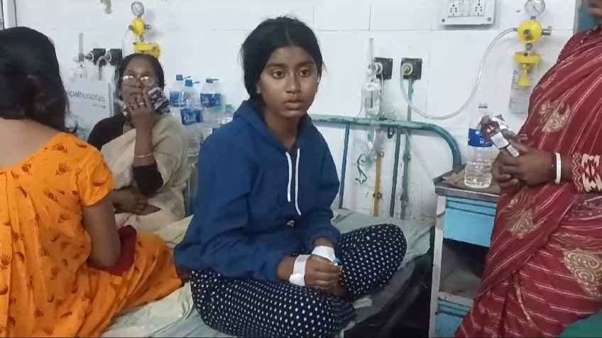 madhyamik examinee sat for examination from hospital after she was bitten by a snake gnr 