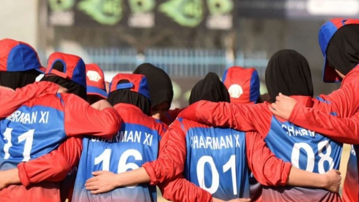 Afghanistan women cricketers reunite in first game after they flee from country spt 