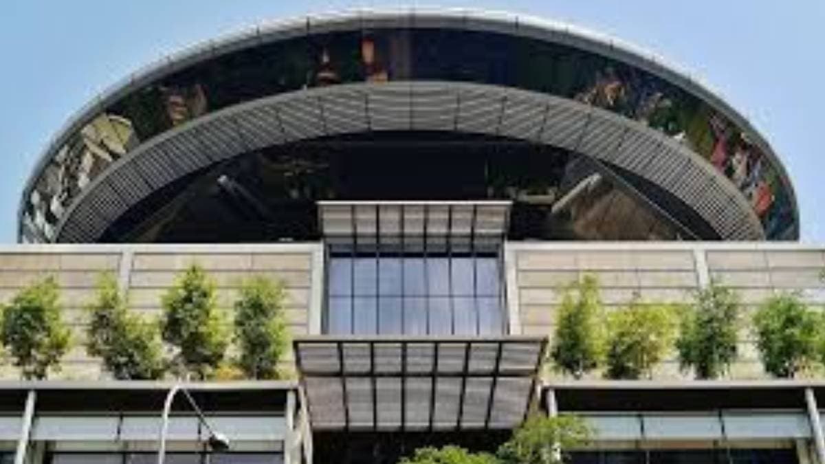 Singapore court cancells ex cji passed arbitral award