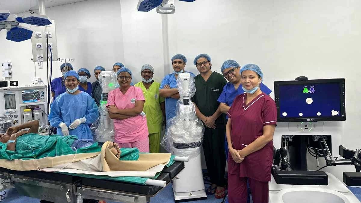 First in Eastern India High-end robotic surgery starts in SSKM hospital