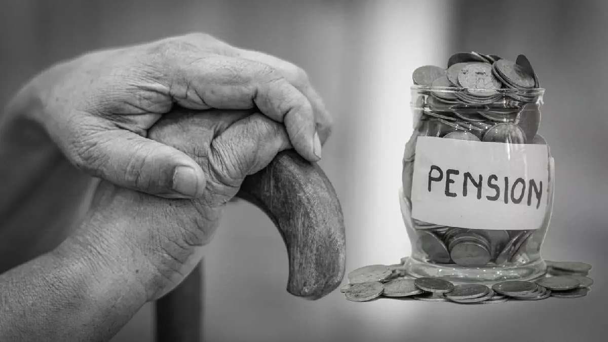 Banks must pay 8 persent interest to retired govt staff for pension delays