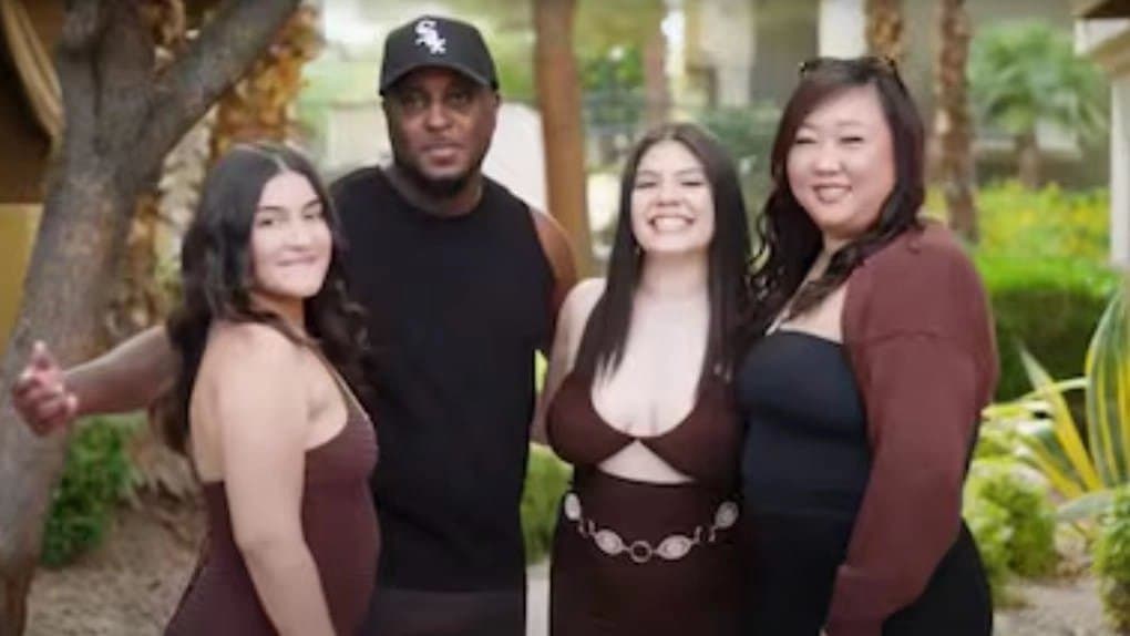  2 Wives, 1 Girlfriend, 1 Bed This Polyamorous Family Is Inviting Much Hate