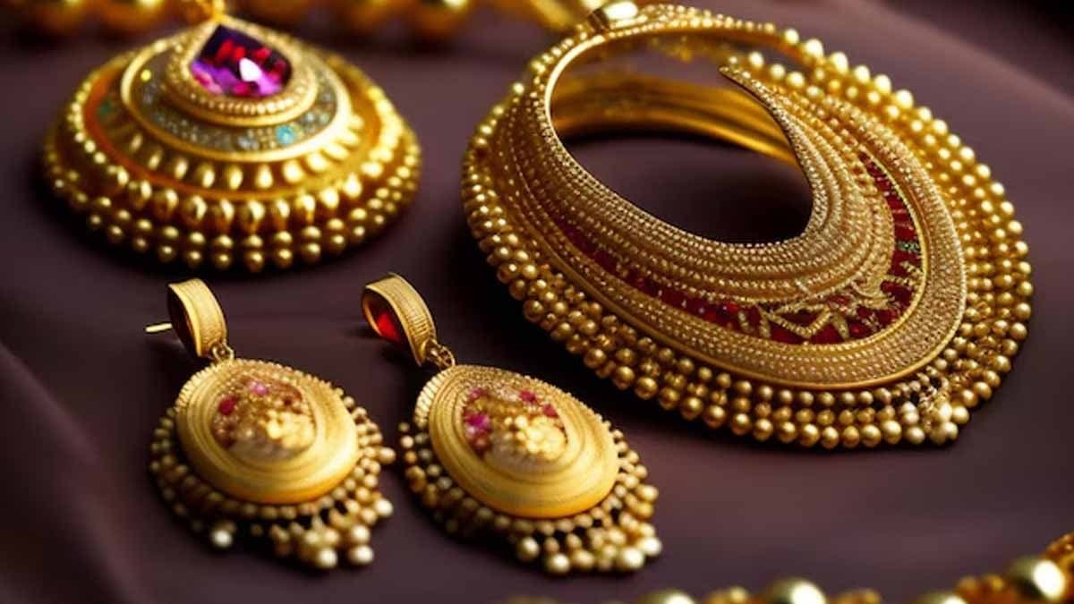 Check 24 Carat Gold Price in Your City on October 23 gnr 