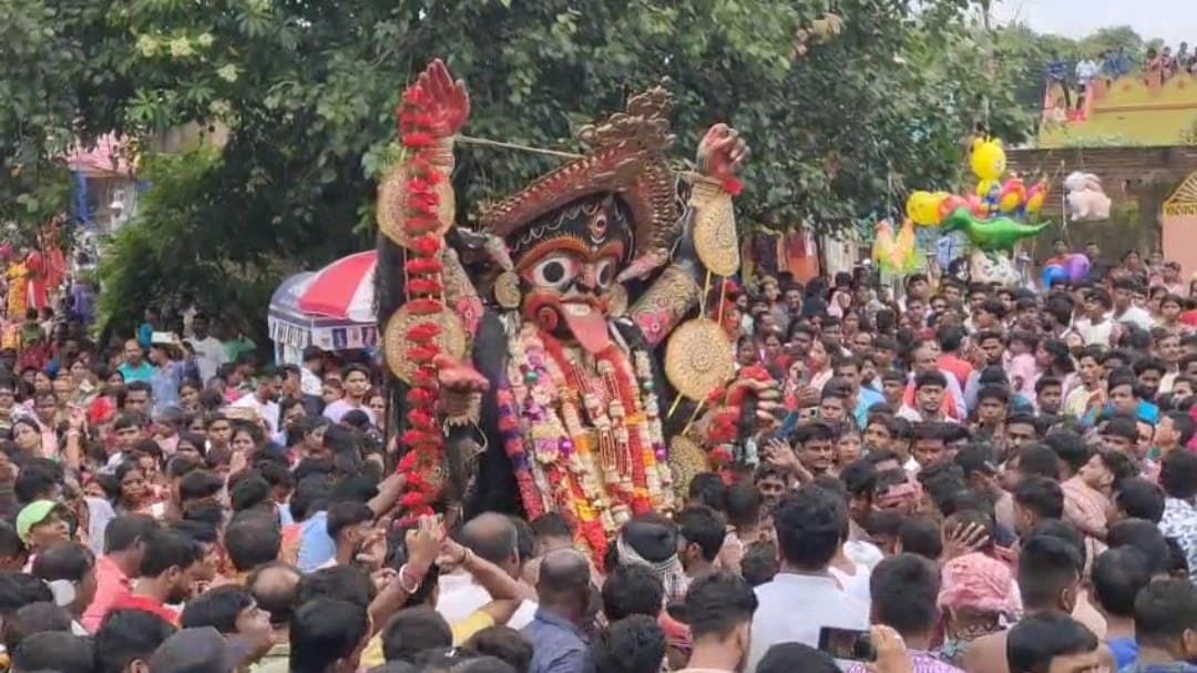 Special rituals for immersion of Dubrajpur Samsan Kali 