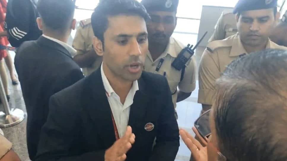 SpiceJet Cancels Flight Just 5 Minutes Before Boarding gnr