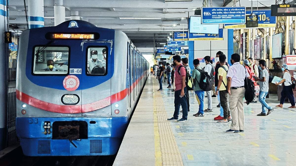 metro service disrupted gnr