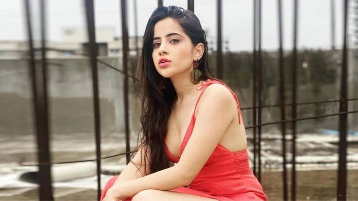 Urfi Javed was seen getting angry at her own hairstylist