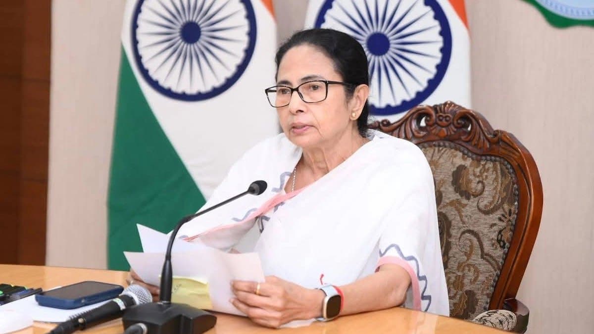 Chief minister Mamata Banerjee asks for arrangement of bringing  back the migratory workers of West Bengal