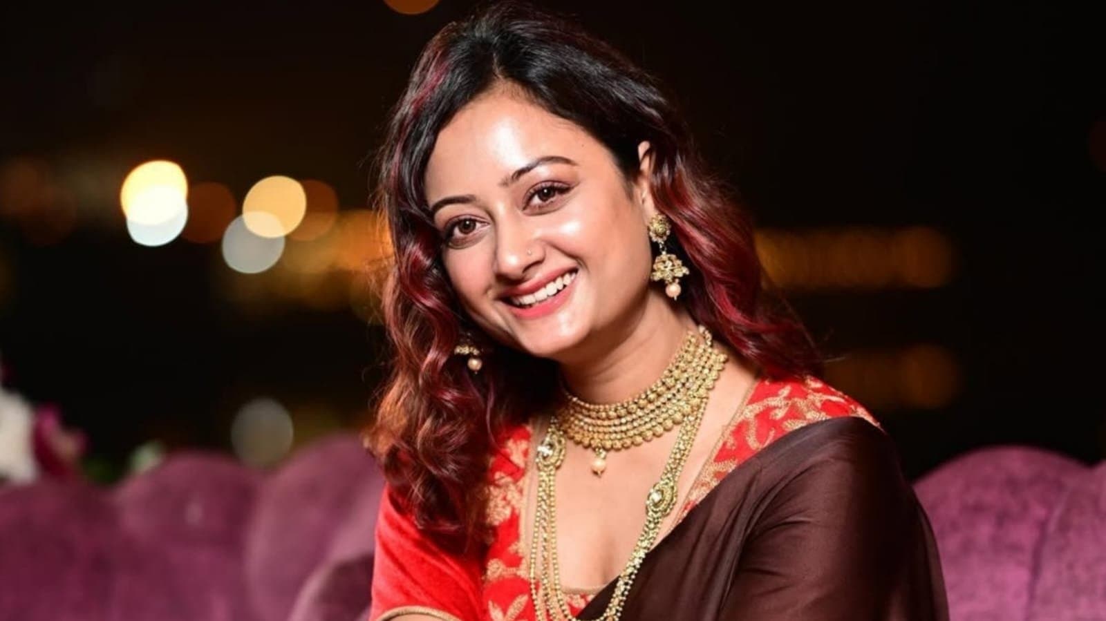 actress Tonni Laha Roy joins zee bangla s upcoming serial chirodini tumi je amar which starring jeetu kamal and ditipriya roy breaking news ent