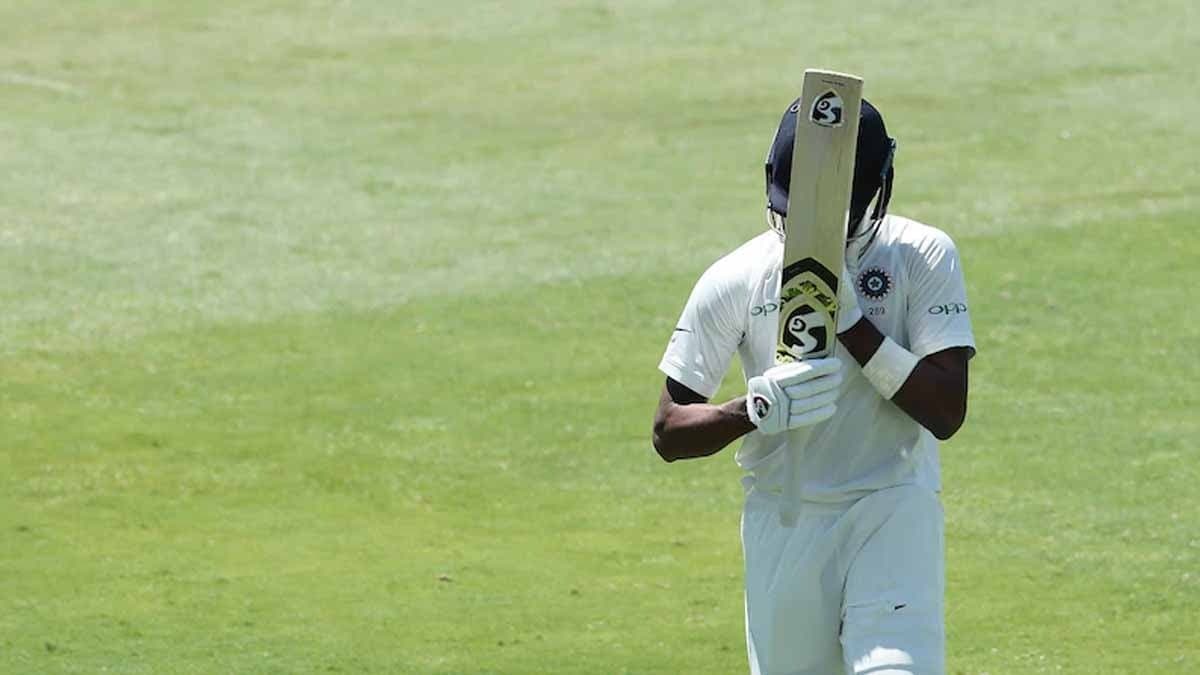India Superstar Practices With Red Ball spt