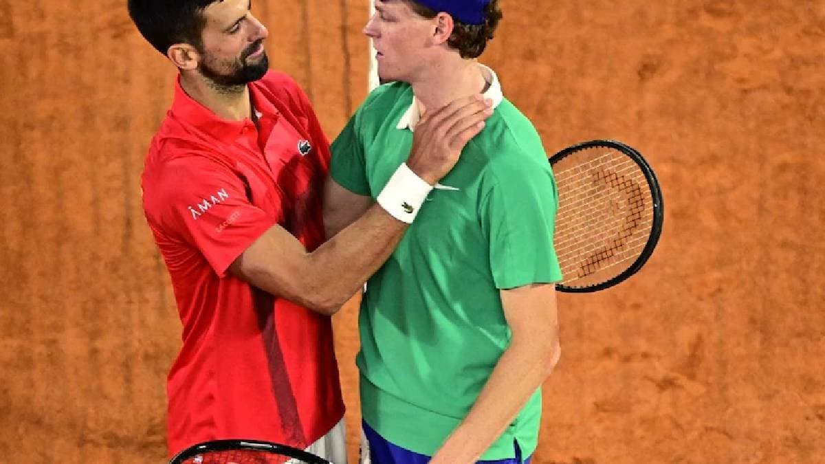 Top Seeded Jannik Sinner Stuns Novak Djokovic in french open semis