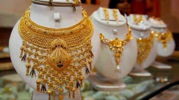 Gold Price Falls In India Check 22 & 24 Carat Gold Rate In Your City On November 10 gnr 