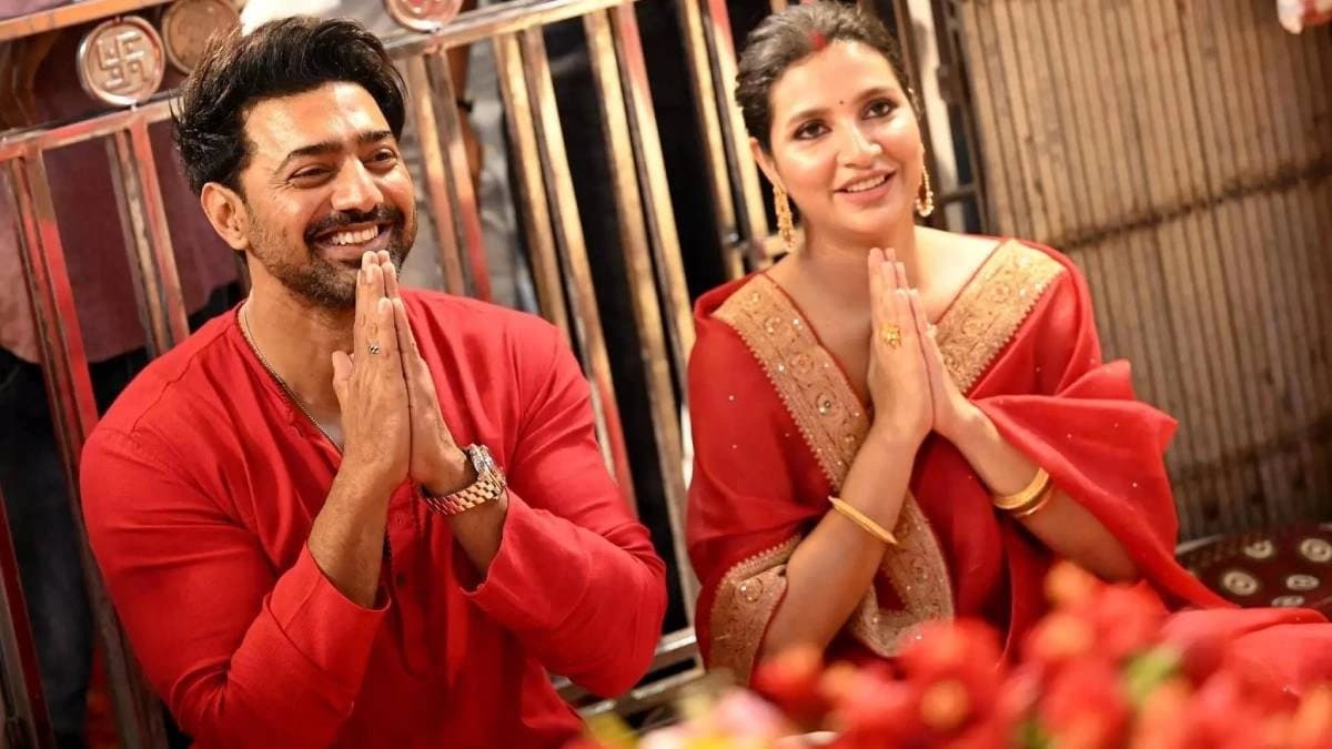 Subhashree Ganguly wishes dev for his upcoming film Raghu dakat