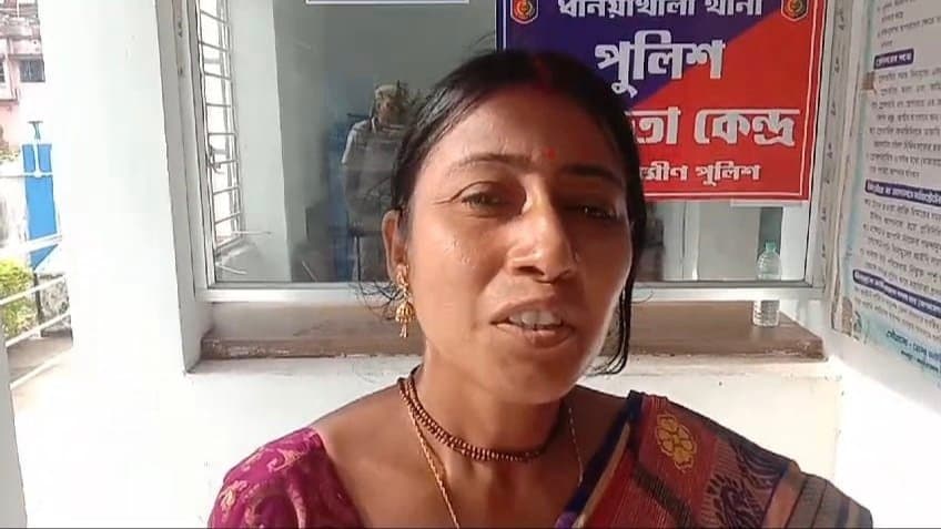 Hooghly Crime News women lost gold jewellery during shopping police rescued within few hours gnr 