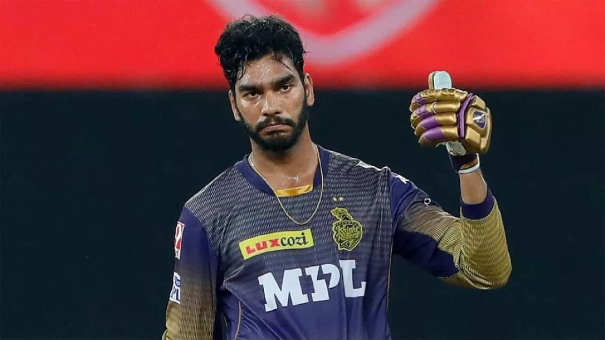  IPL 2025: Punjab Kings Xavier Bartlett made a blunder while fielding during Kolkata Knight Riders run chase which resulted in five runs being awarded to KKR side spt 