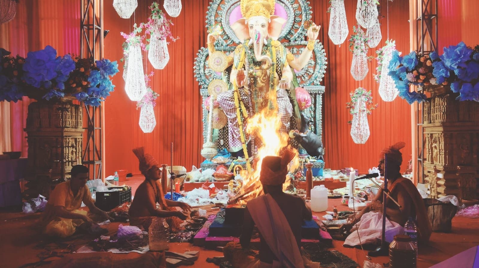  17 feet Ganesh idol in Kolkata for ganesh Puja