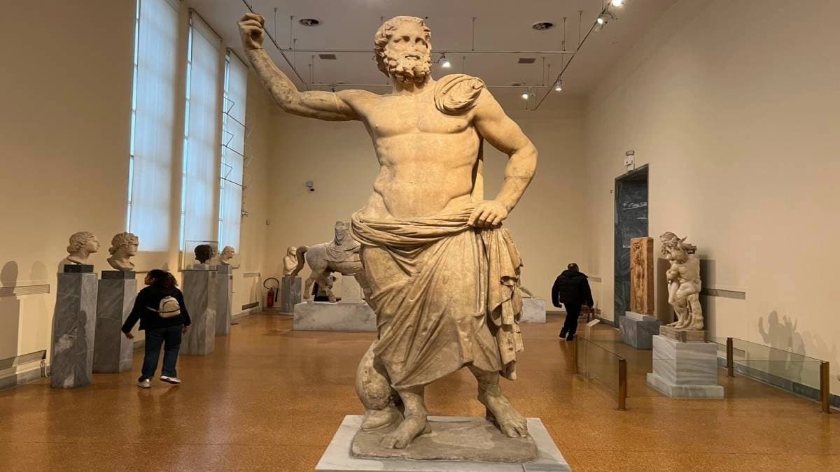 Amazing mythical facts about greek gods