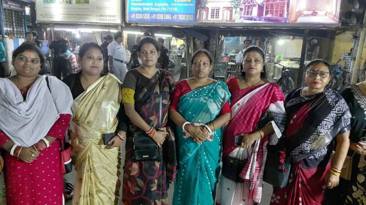 BJP Mohila Morcha protest in Hoogly