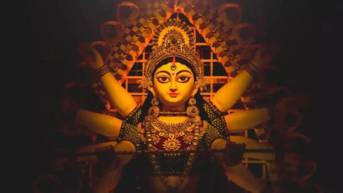 Durga Puja 2025: unique gift ideas for homecoming