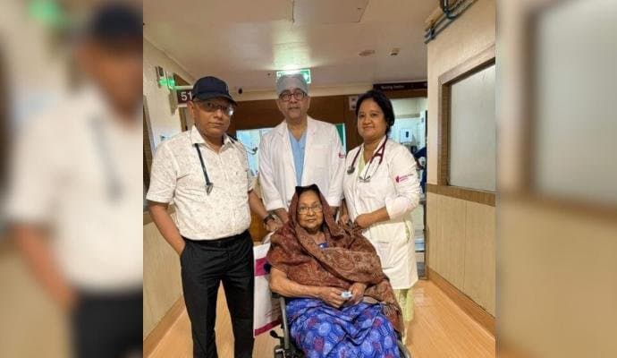  Veteran actress Sandhya Roy discharge from the hospital today 