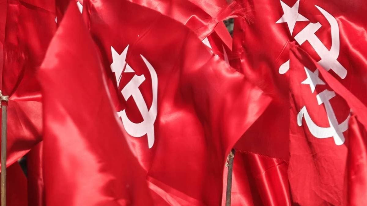 Internal fight in Kasba CPIM party office