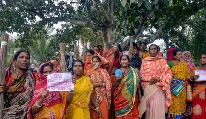 Clash again breaks out at sandeshhali