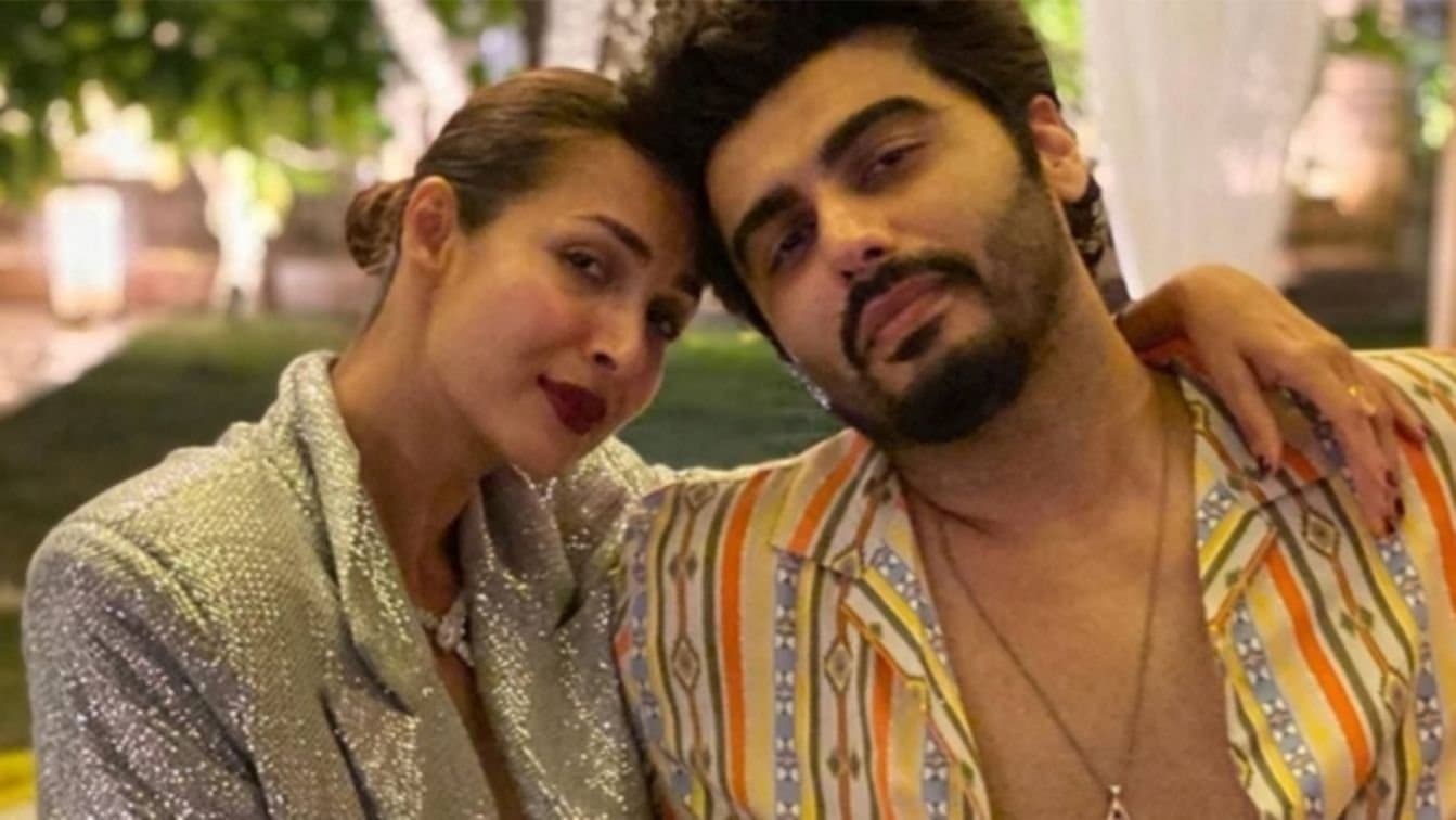 Bollywood News Malaika Arora send message for Arjun Kapoor on his birthday creates new speculation of their relation 