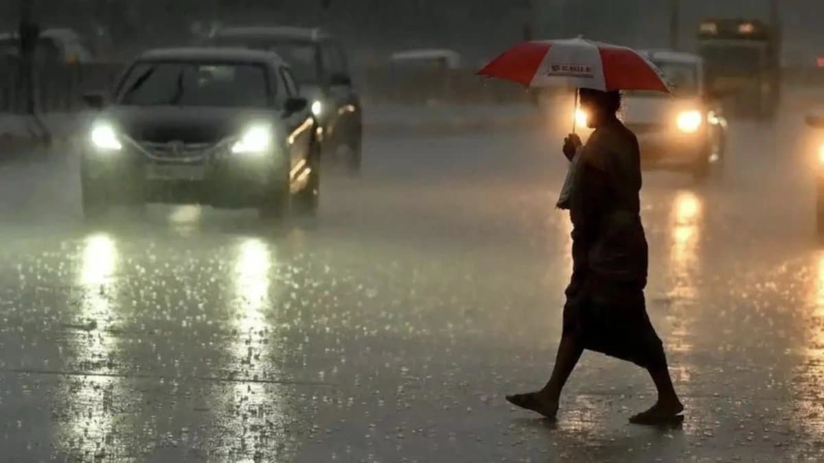 IMD Weather Forecast Heavy to Very Heavy Rainfall Thunderstorm Warning in 11 Districts in West Bengal
