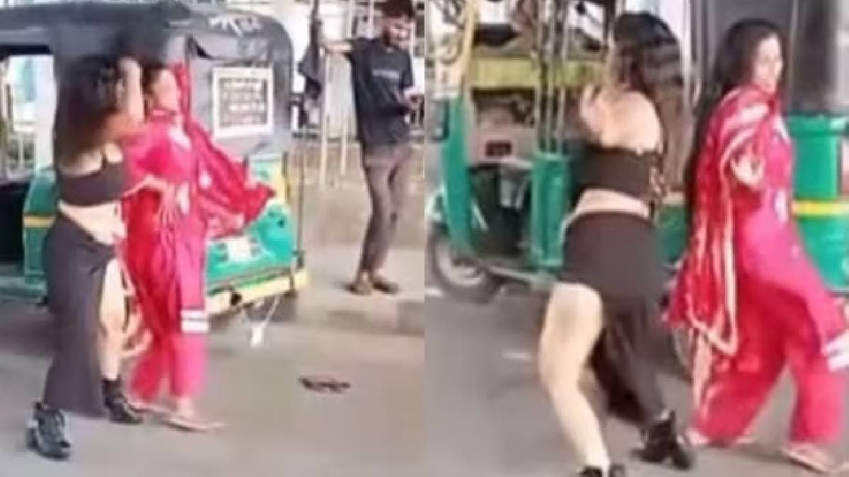 Two Women Dance On A Busy Road In Ludhiana viral video