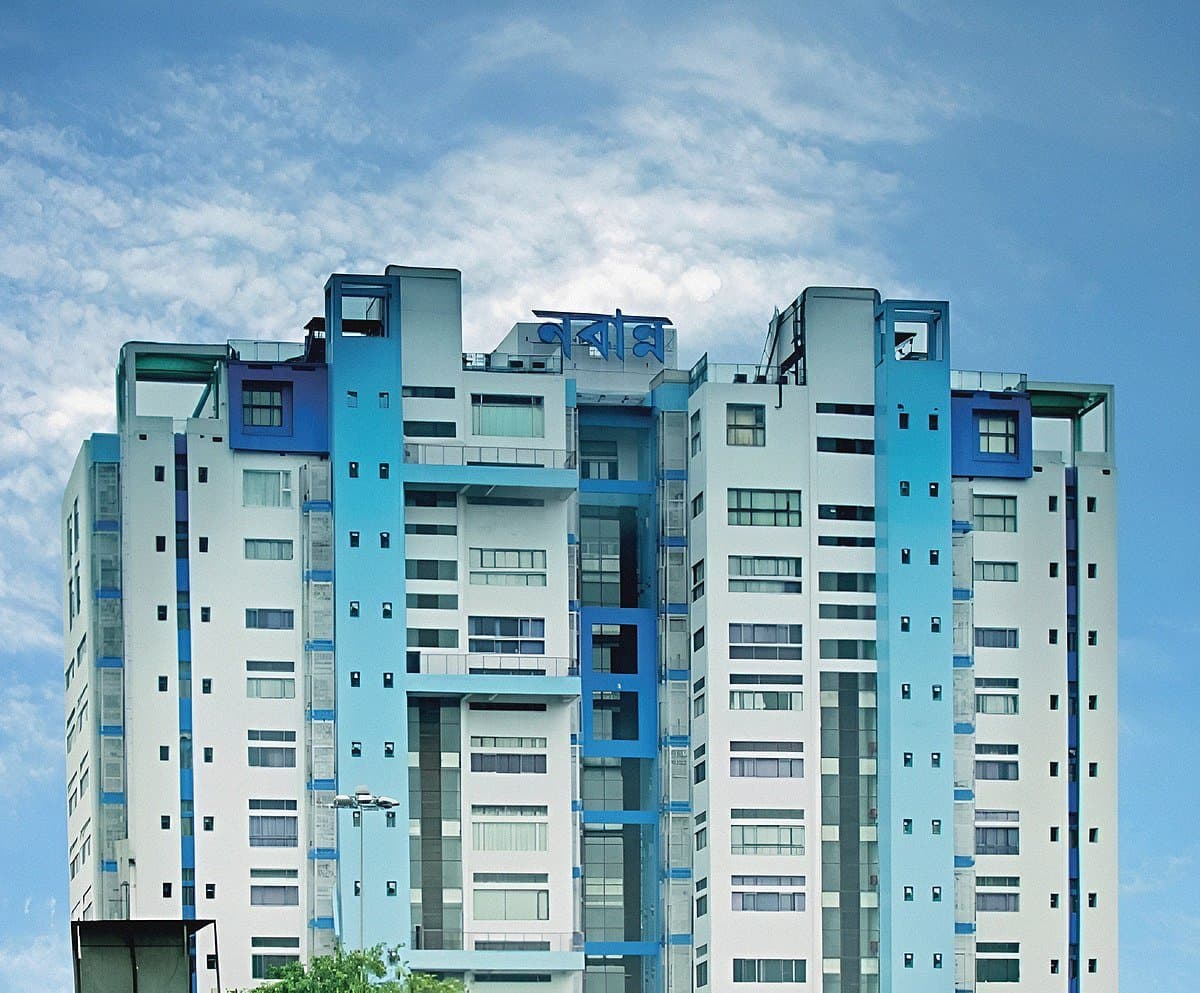 Election in india, The government initiates to return the officers posted in different districts during election time.