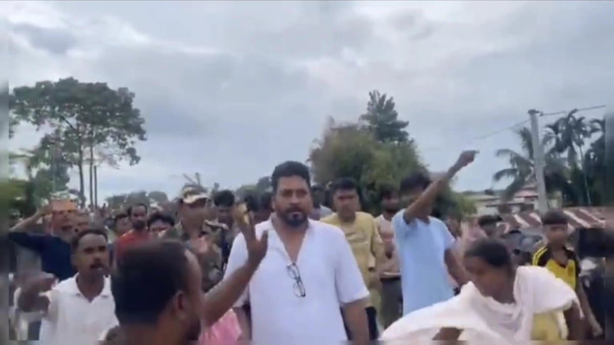 Agitation of locals at Bamandanga tea garden area left BJP MP Khagen Murmu injured