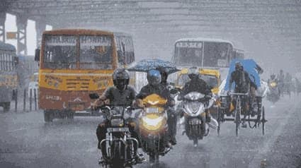 IMD Weather Forecast Rainfall Thunderstorm Warning in Three Districts in Next Two Hours in West Bengal 