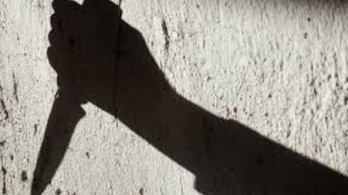 UP man catches gay partner stabs him in genitals