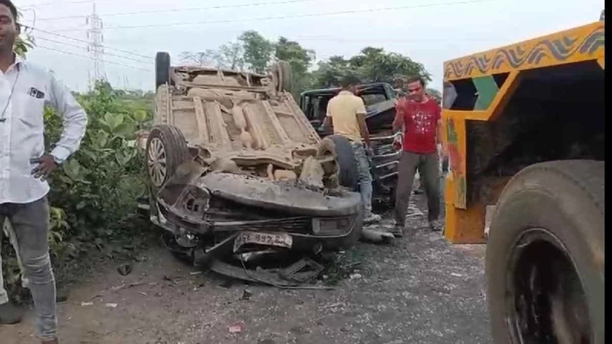 Sister of West Bengal minister Chandranath Sinha received serious injuries following a road accident