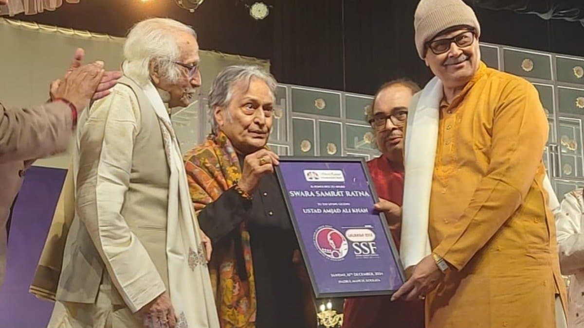 Legendary Ustad Amjad Ali Khan and Pandit Swapan Chowdhury present historic performance at Swara Samrat festival after 40 years ent 