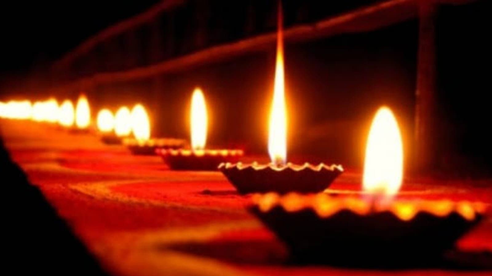 How deepabali is celebrated in Buddhism, sikhisim and jainism_gnr