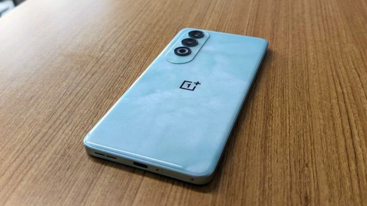 Best Six Phone Under Twenty Five Thousand In India 