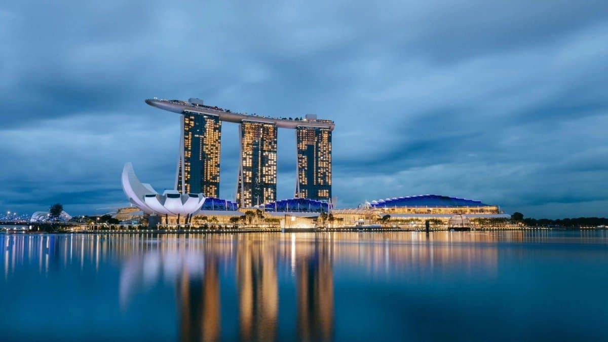 Two Indians jailed for assaulting sex workers in Singapore Hotel