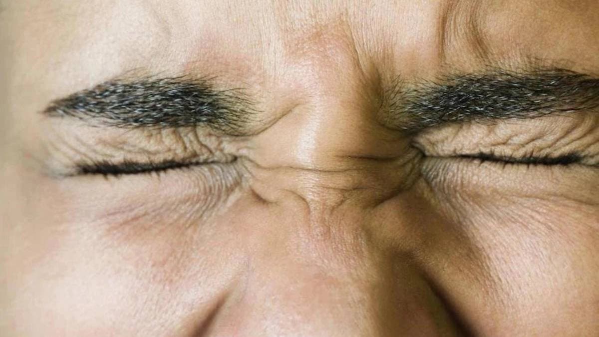 Eye Twitching can be signal of these dangerous diseases