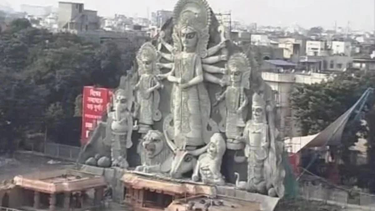 Deshapriya park puja pandel is still closed for visitors
