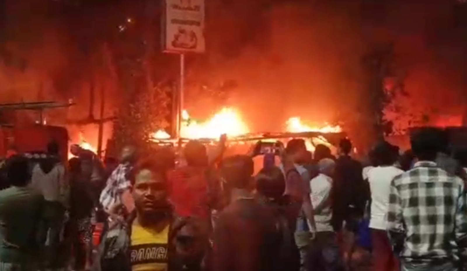 Fire brigade to the rescue as Fire broke at galib street