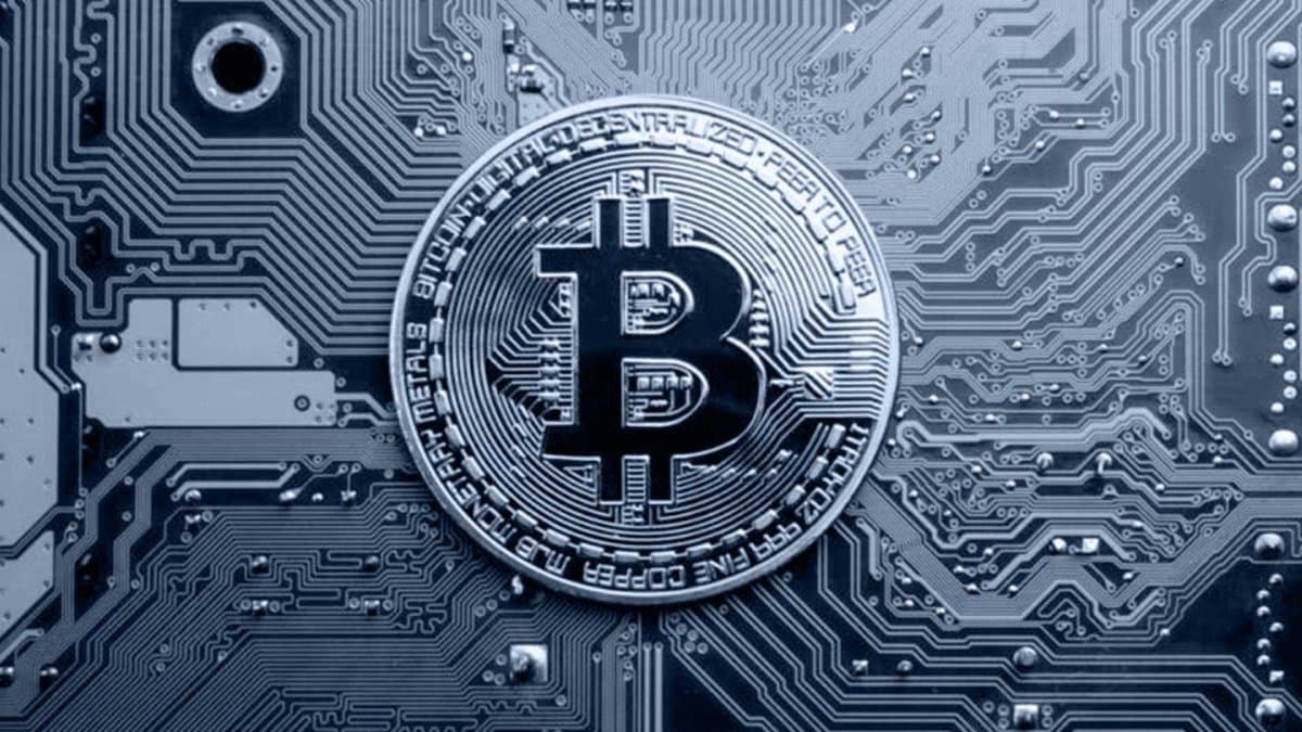 Investing only two rupees on Bitcoin in 2009 could make you crorepati in 2025