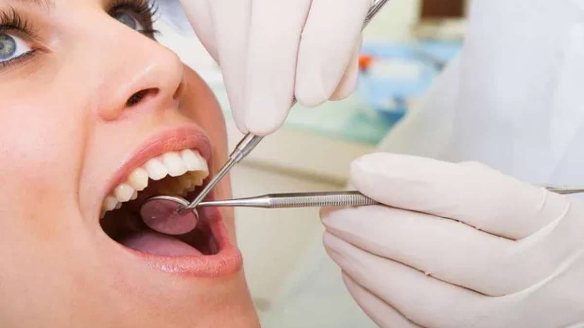 oral health is turn dengerous even cancer also due to chewing tobacco and alcohol other ingredients lif