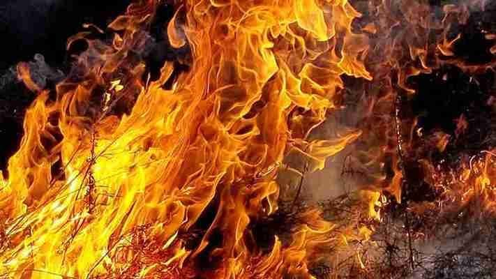 Fire in Hearse Create Chaos in Hooghly