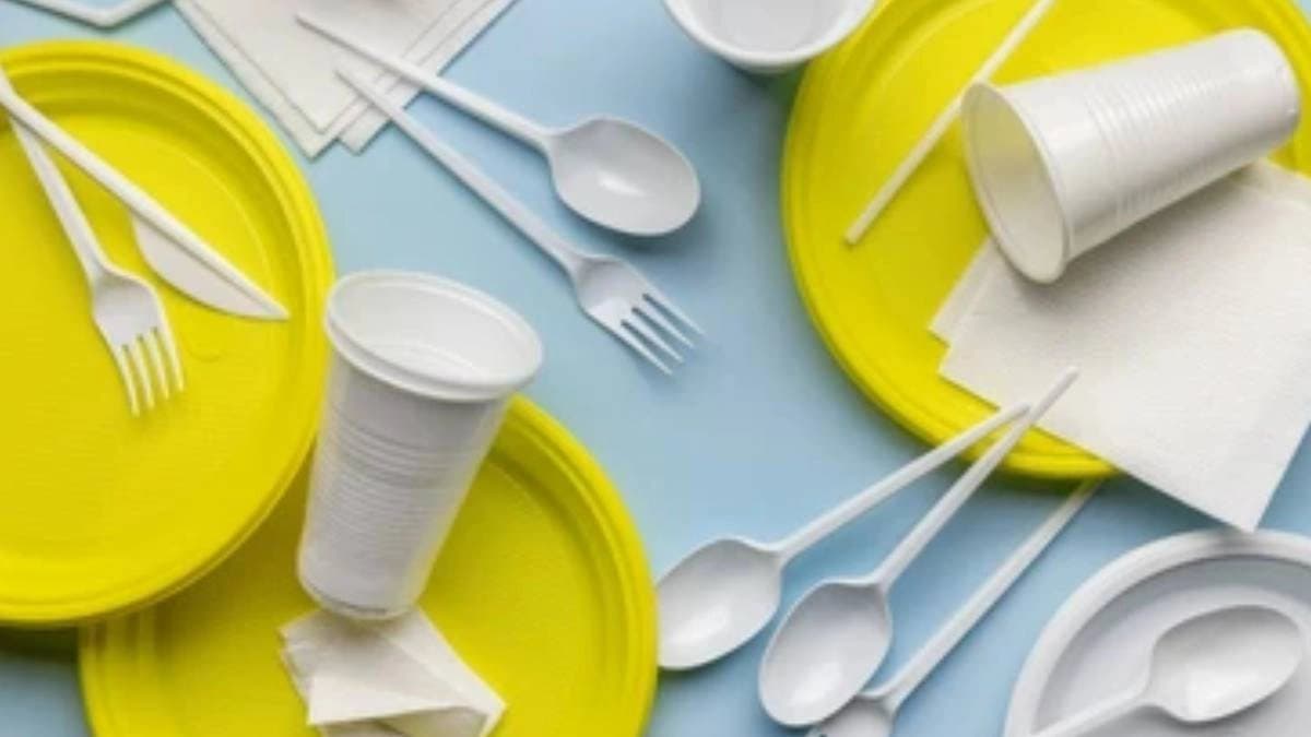 Side effects of eating from plastic plates