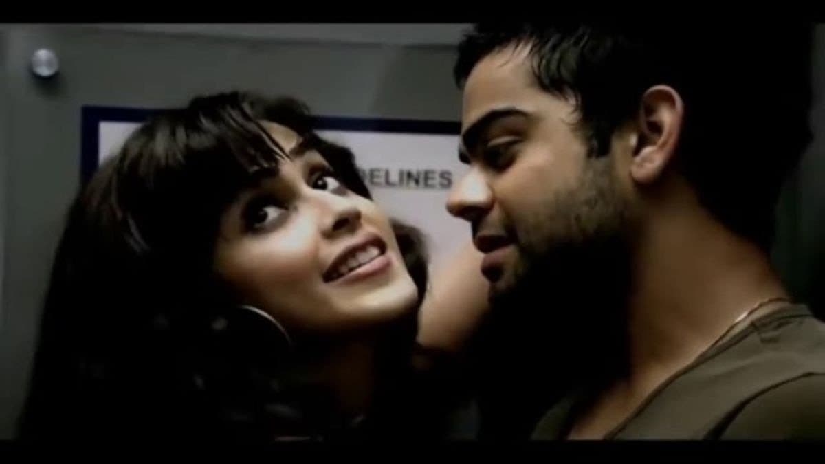 Controversial advertisement of Virat Kohli and Genelia D Souza got banned for being too bold