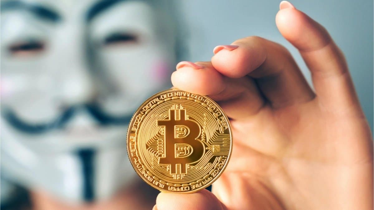 Satoshi Nakamoto vanished in 2011 is now 12th richest entity on Earth holds 11 Lakh Crore rupee in Bitcoin identity still unknown